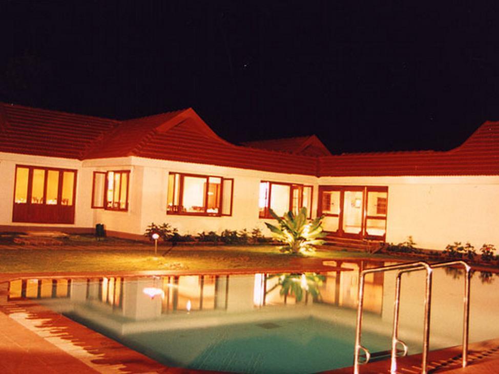Hotel Silver Crest Thekkady Dış mekan fotoğraf